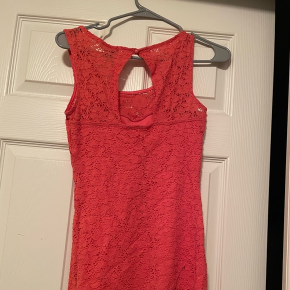Coral summer dress! Size Small - Picture 2 of 4